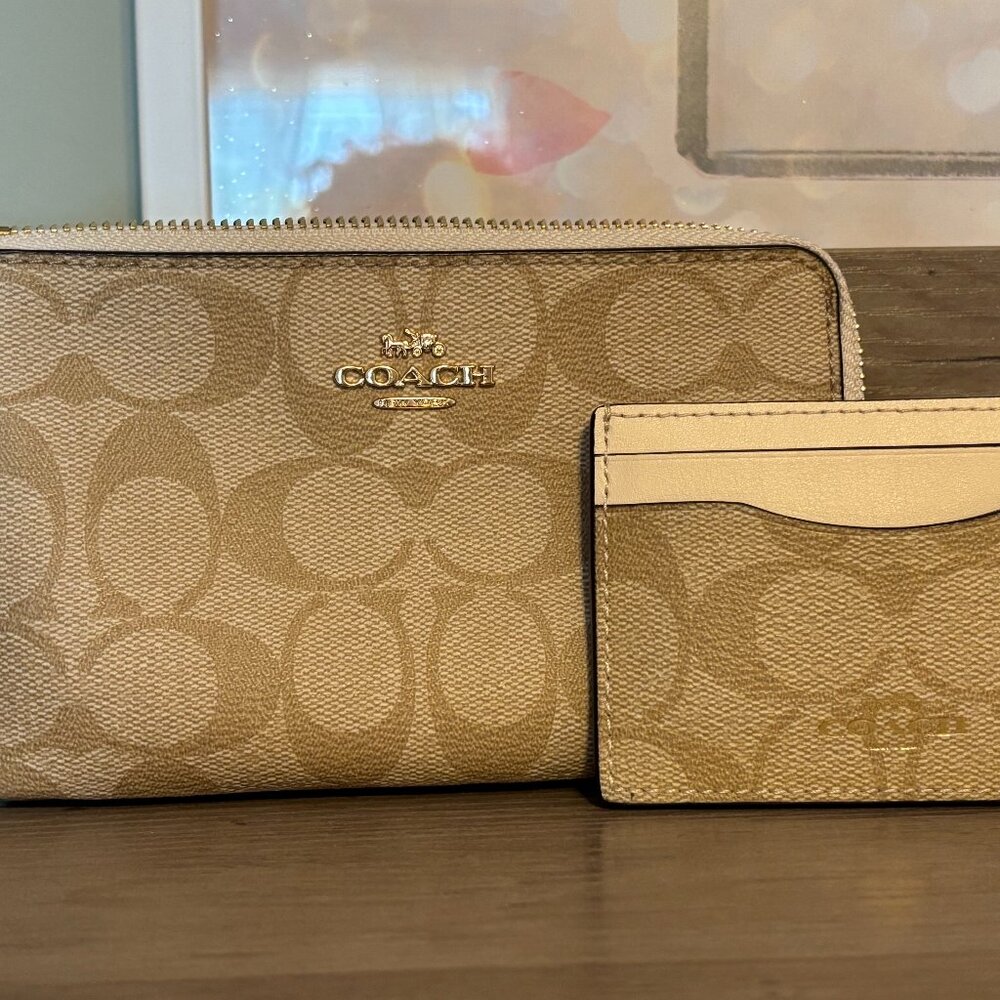 Coach Double Zip Wallet